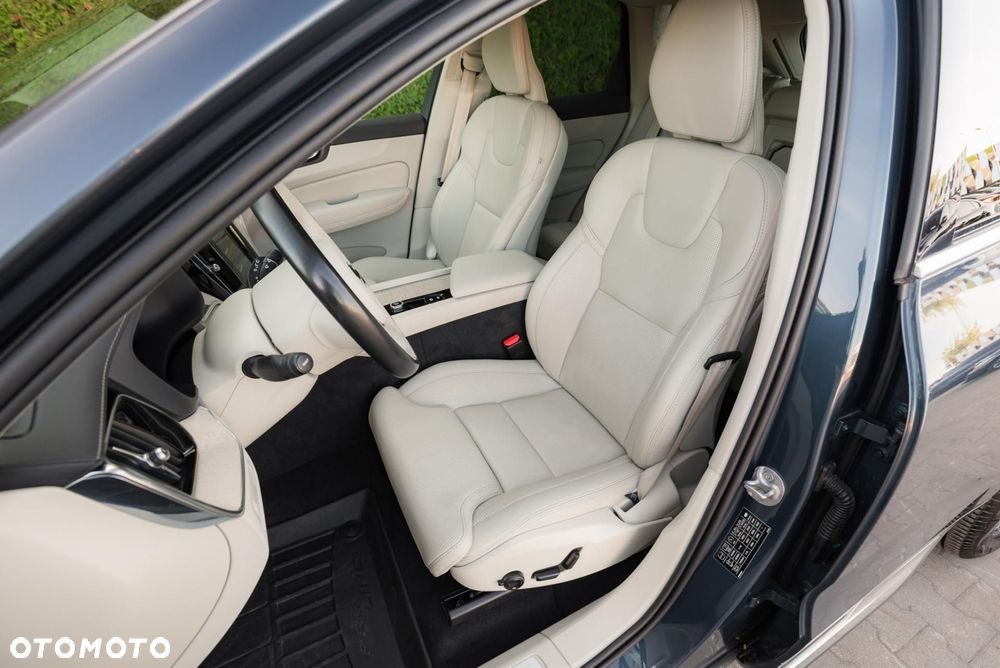 Volvo XC 60 B4 D AWD Inscription - 13