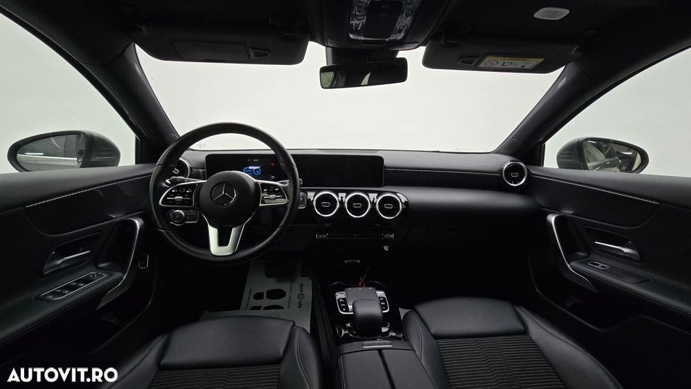 Mercedes-Benz A - 14