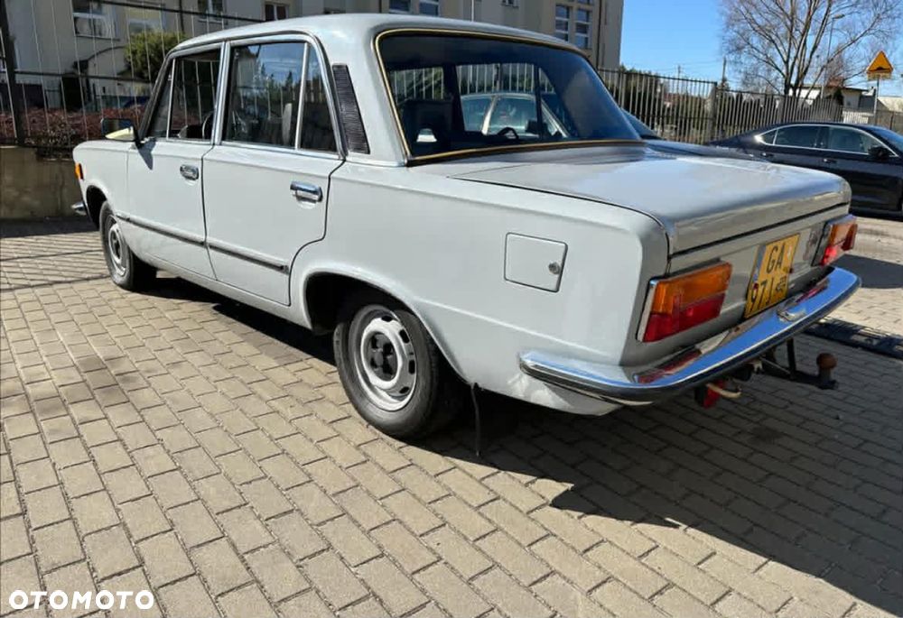 Fiat 125p - 4