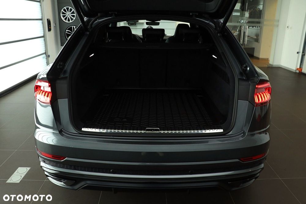 Audi Q8 - 7