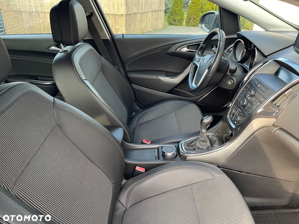 Opel Astra 1.4 Turbo Sport - 22