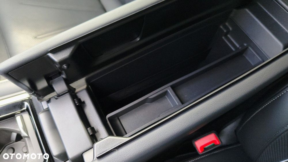 Volkswagen Passat - 30