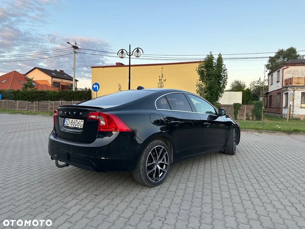 Volvo S60 D3 Drive-E R-Design Momentum - 6