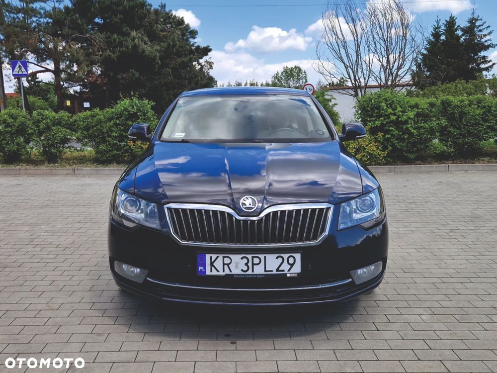 Skoda Superb 3.6 FSI 4x4 Elegance DSG - 2