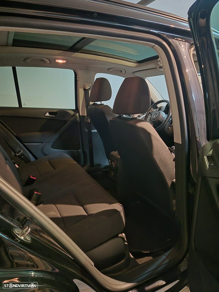 VW Tiguan 2.0 TDi DPF BlueMotion Trend & Fun - 9