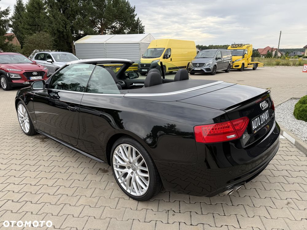 Audi A5 Cabrio 2.0 TDI DPF (clean diesel) quattro - 12