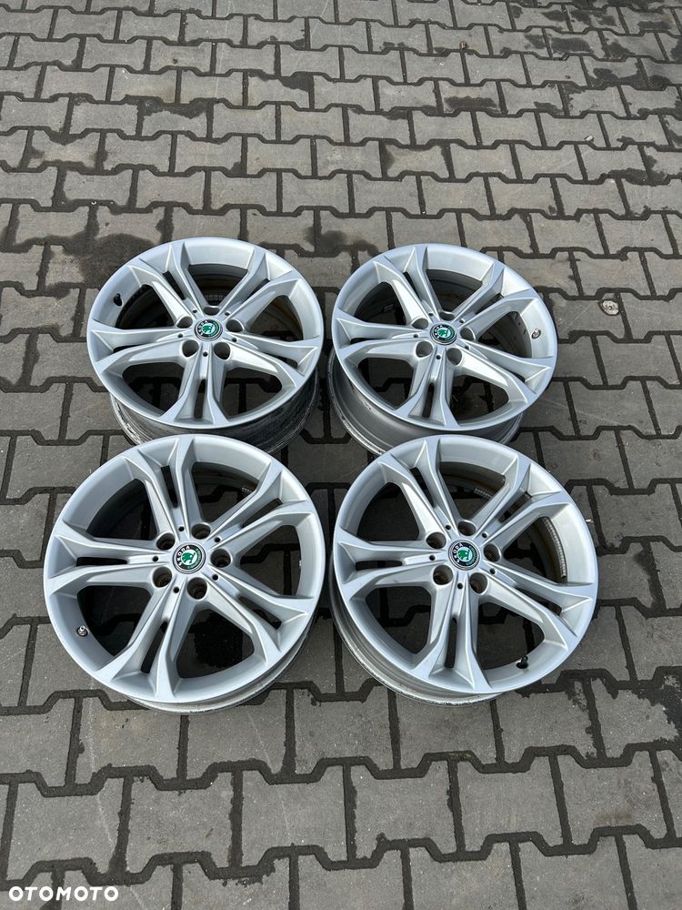 Alufelgi 18 cali 5x112 Skoa Seat Audi Volkswagen Octavia IV Golf 8 Leon IV Cupra - 6