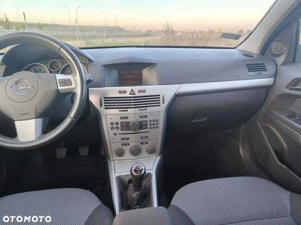 Opel Astra - 19
