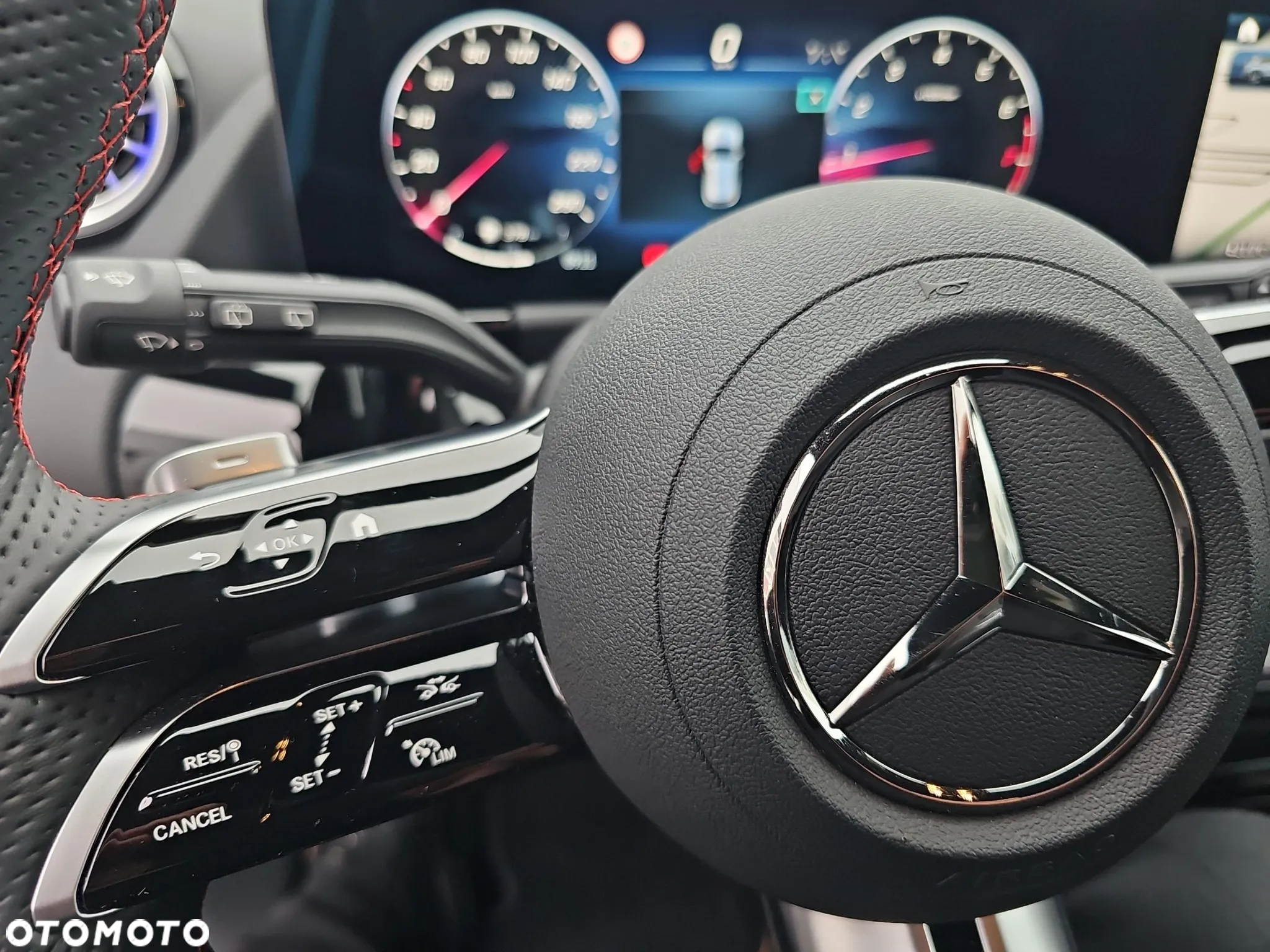 Mercedes-Benz GLA 200 AMG Line - 20