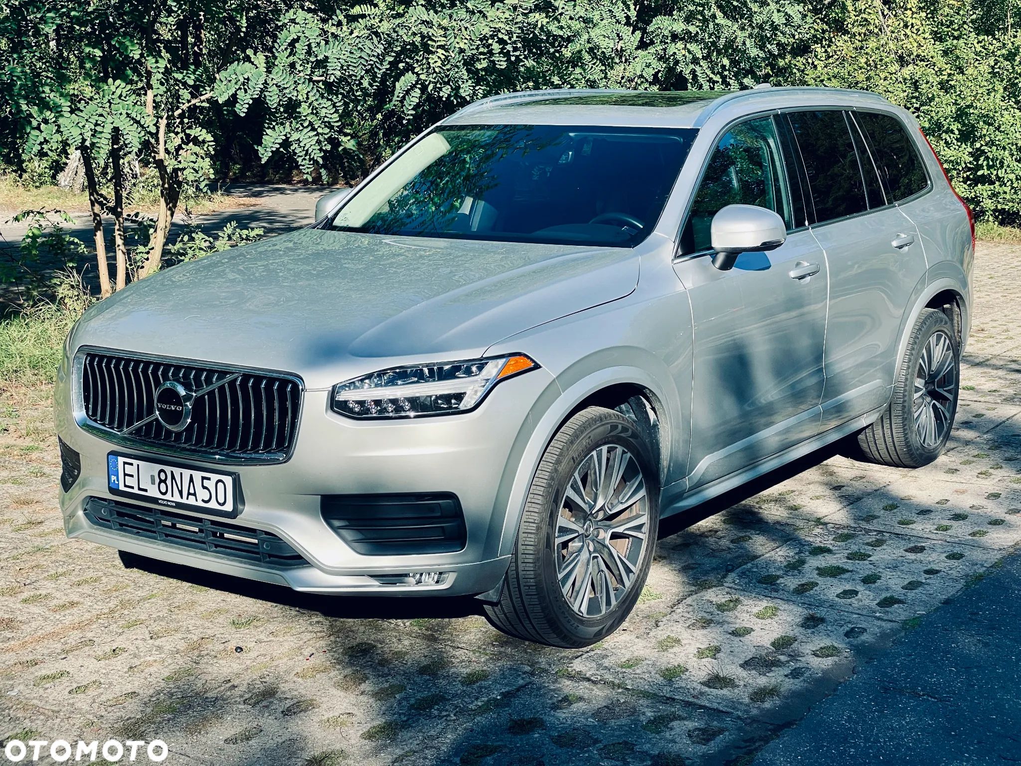 Volvo XC 90 - 1