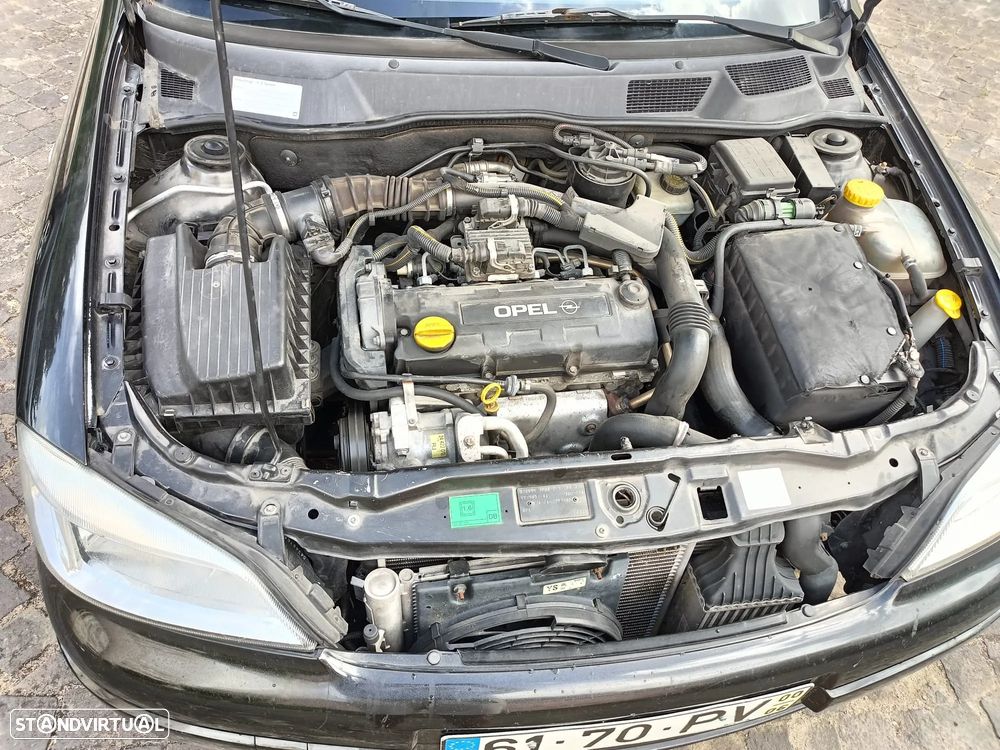 Opel Astra Caravan - 6