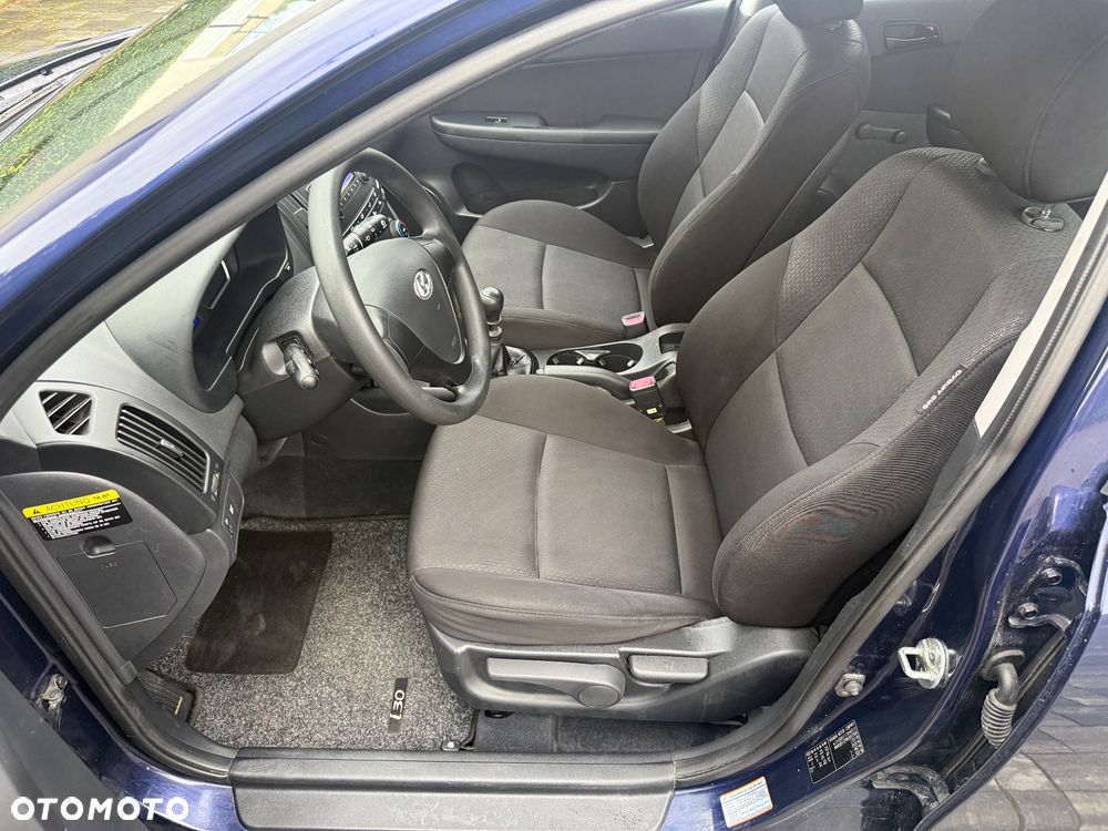 Hyundai i30 i30cw 1.4 Comfort - 12