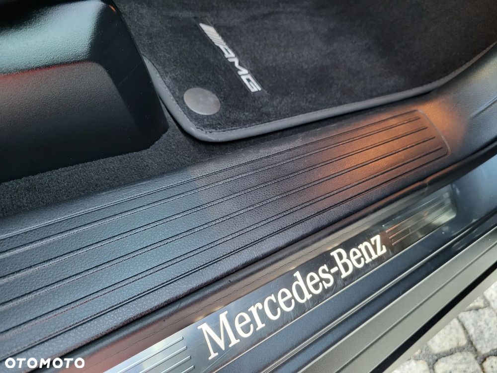Mercedes-Benz GLE - 38
