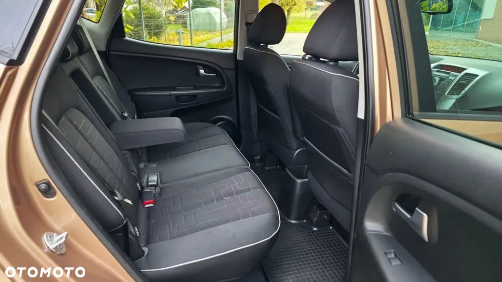 Kia Venga 1.4 CVVT Spirit - 15