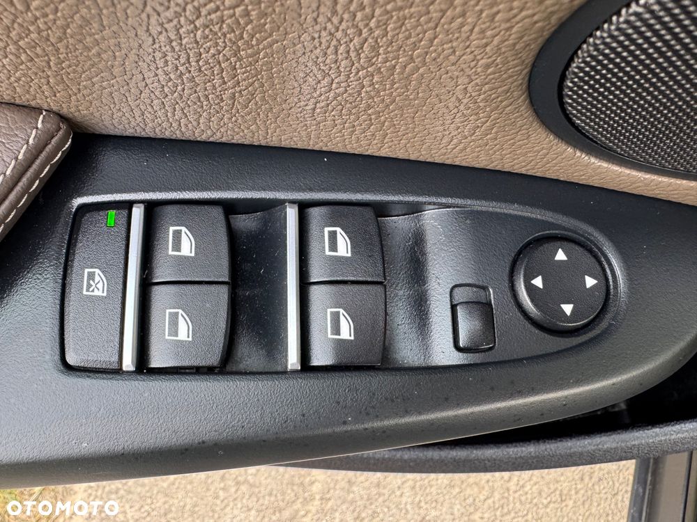 BMW X3 xDrive20d - 37