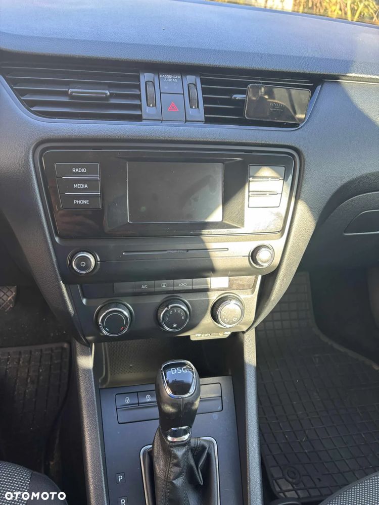 Skoda Octavia 1.6 TDI Ambition DSG - 12