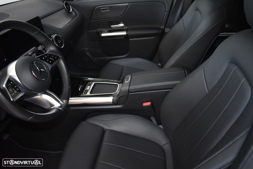 Mercedes-Benz GLA 250 - 22