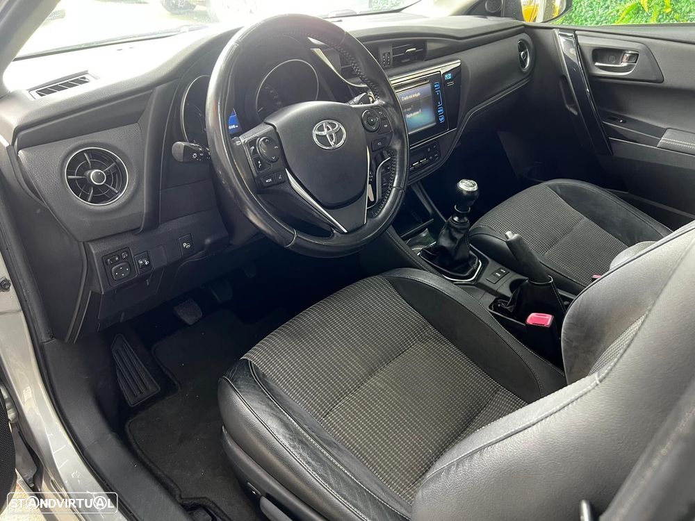 Toyota Auris Touring Sports 1.6 D-4D Exclusive+Navi - 7