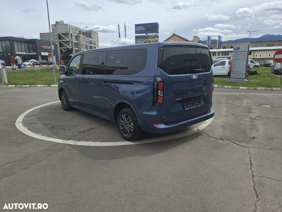 Ford Tourneo Custom - 6