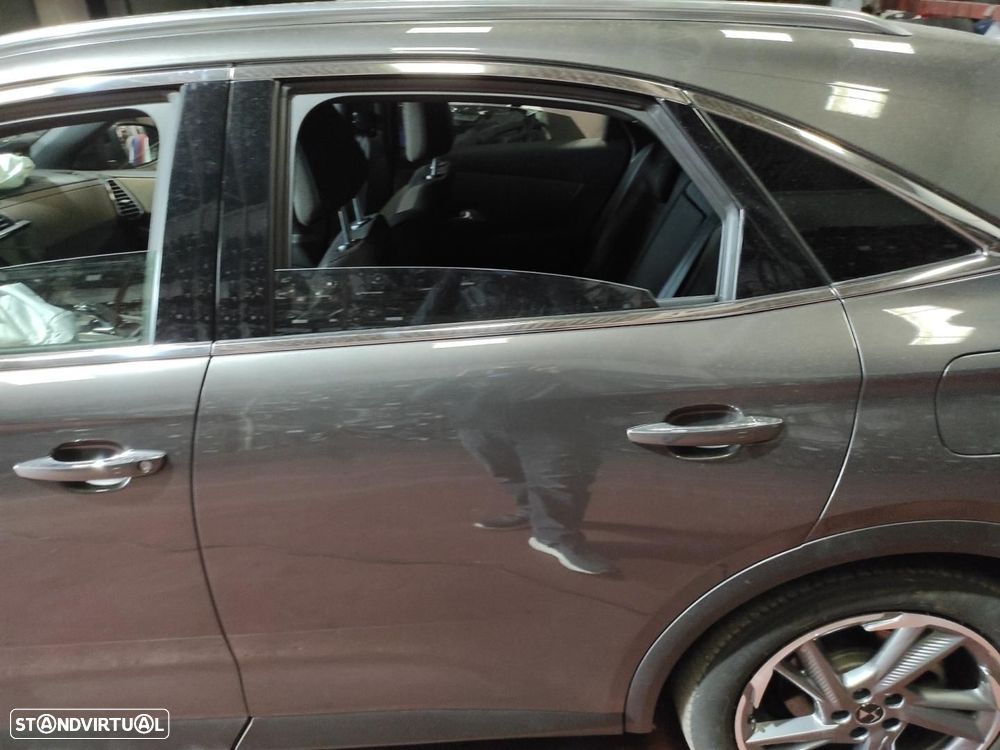 PORTA TRASEIRA ESQUERDA DS 7 CROSSBACK - 1