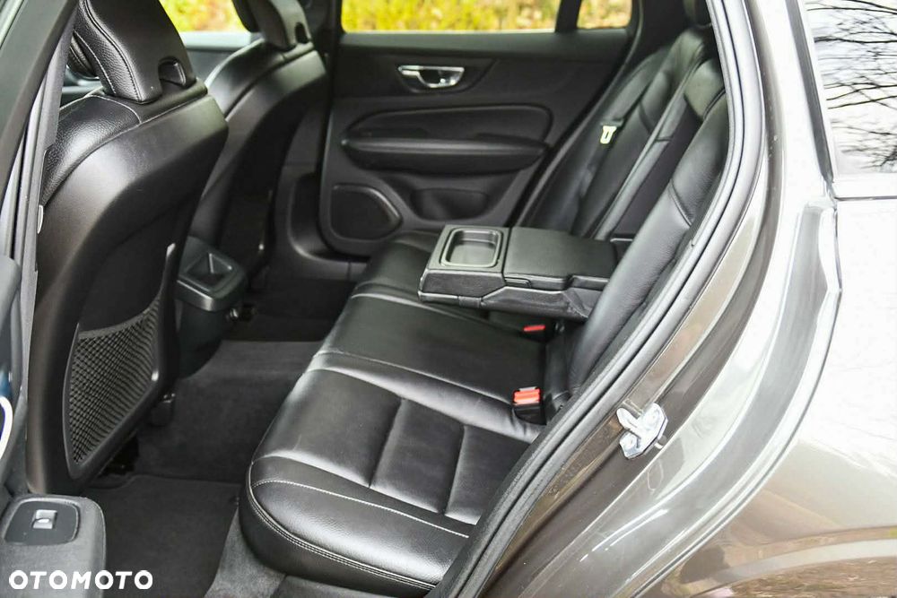 Volvo V60 D3 Geartronic Inscription - 9