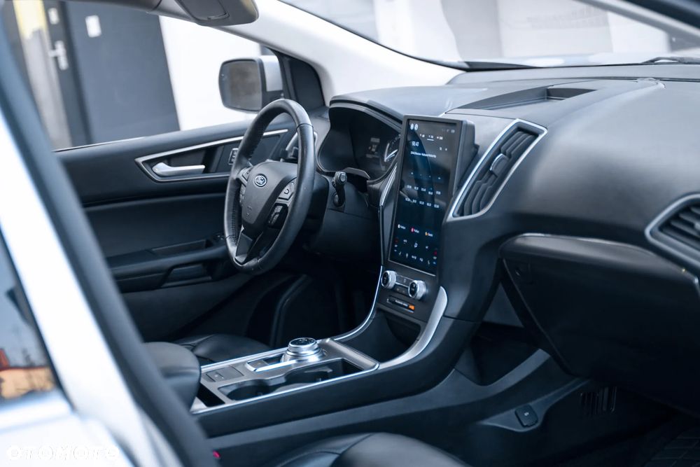 Ford Edge - 10