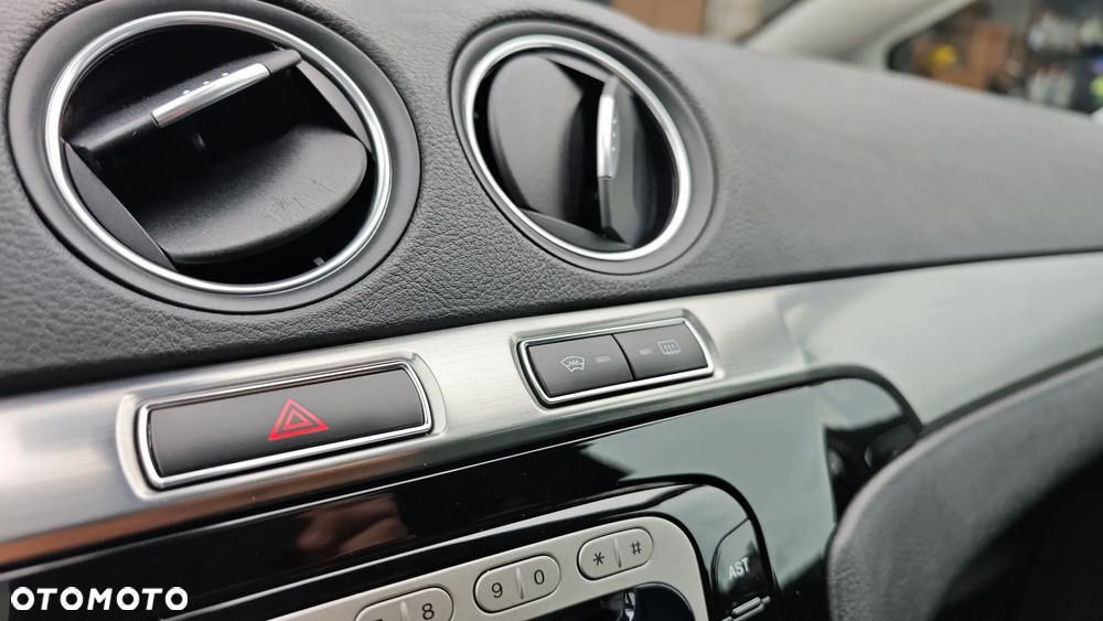 Ford S-Max 2.0 TDCi DPF Titanium X - 13