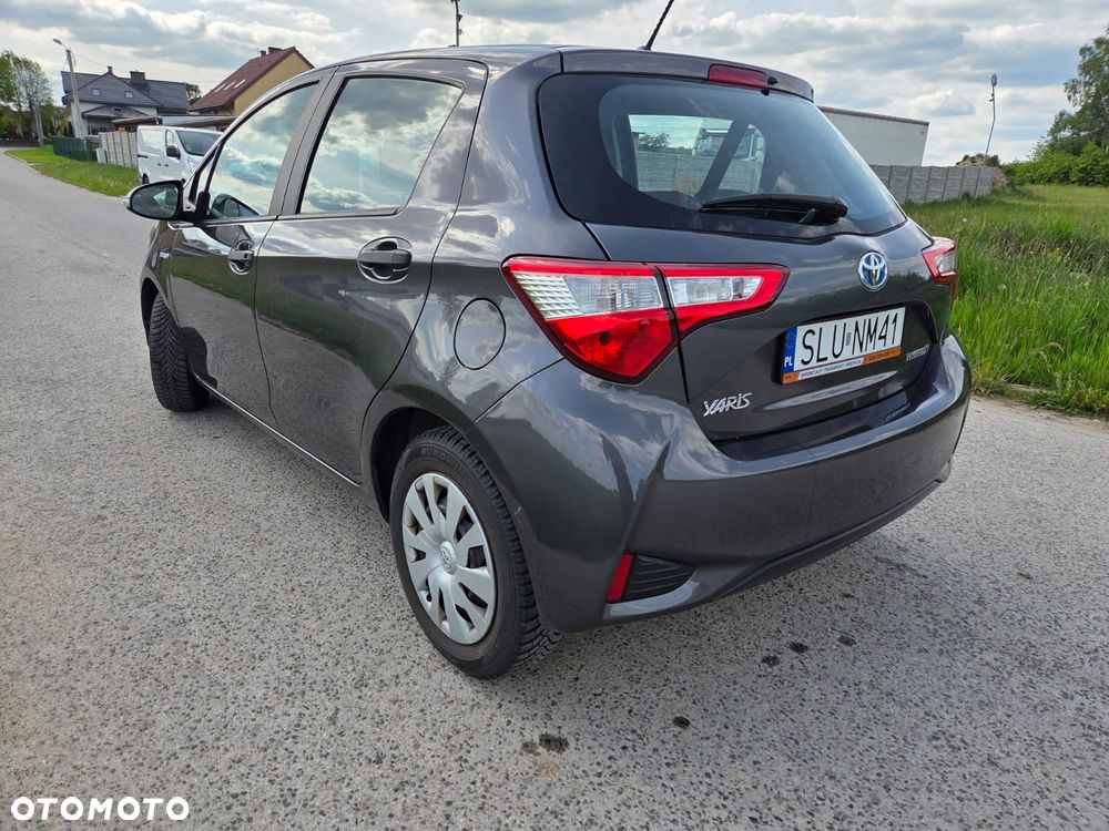Toyota Yaris - 4