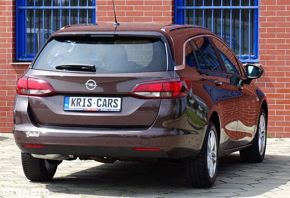 Opel Astra 1.4 T Elite - 6