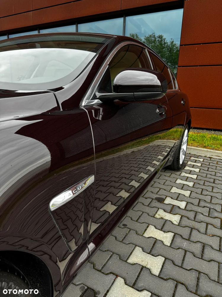 Jaguar XF 2.2 D Premium Luxury - 10