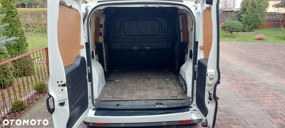 Fiat Doblo - 12