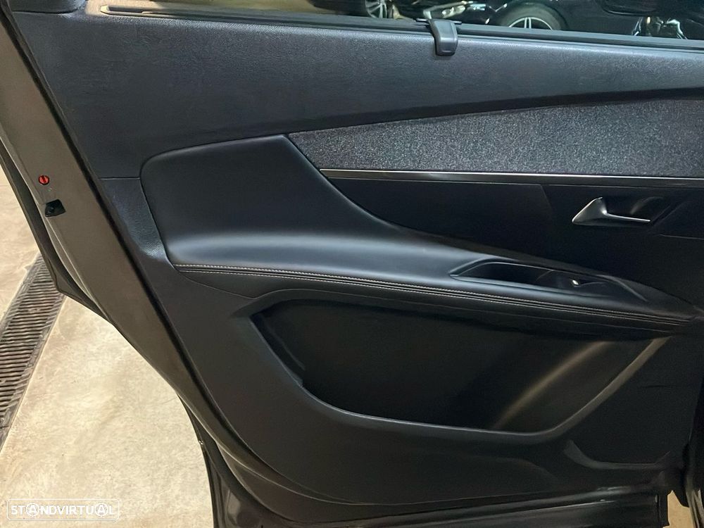 Peugeot 5008 - 22