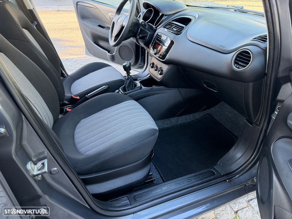 Fiat Punto 1.2 Lounge S&S - 7
