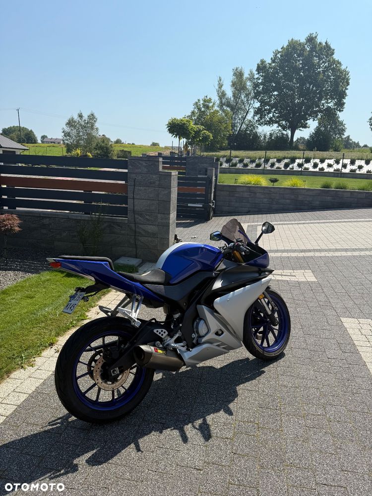Yamaha YZF - 13