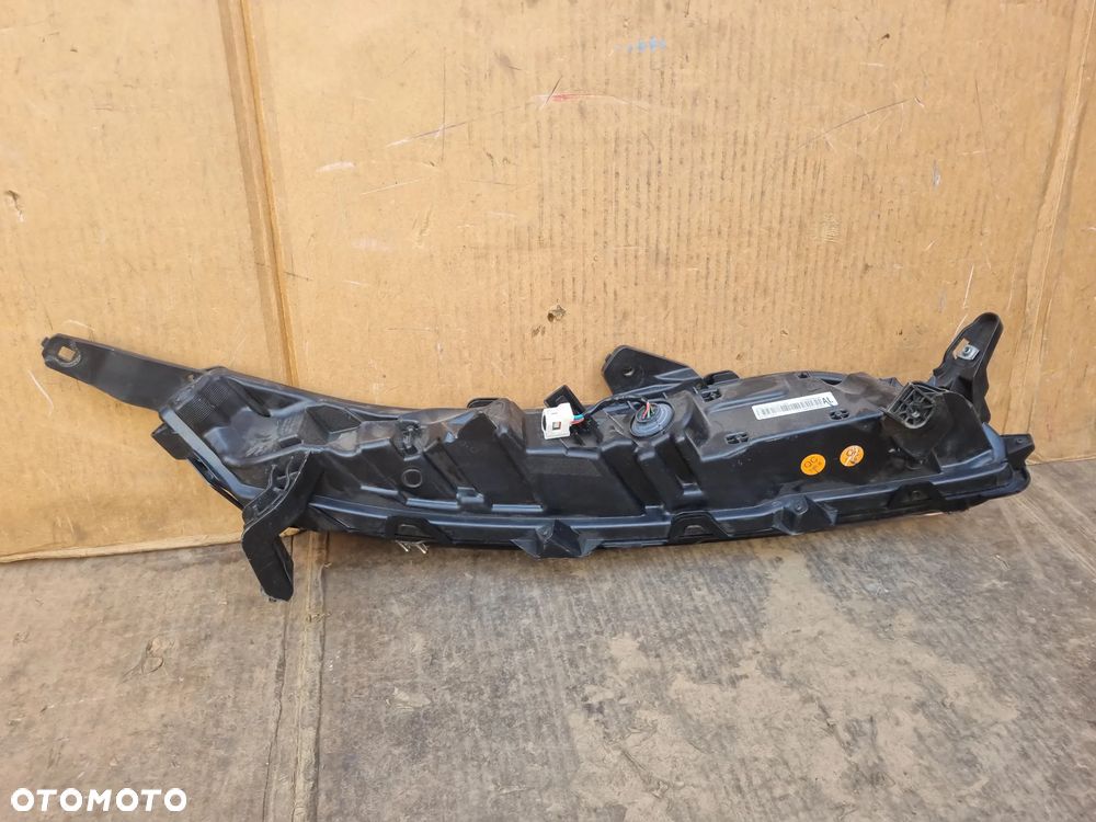 MITSUBISHI ECLIPSE CROSS LIFT LAMPA PRZEDNIA LEWA - 4