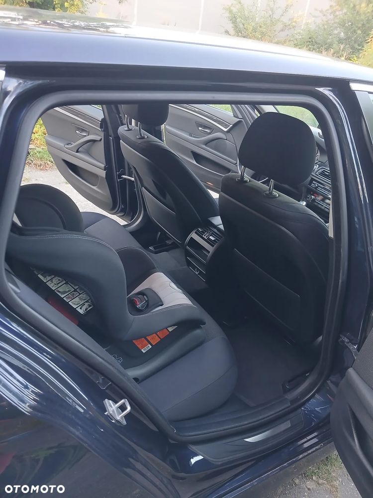 BMW Seria 5 520d - 17