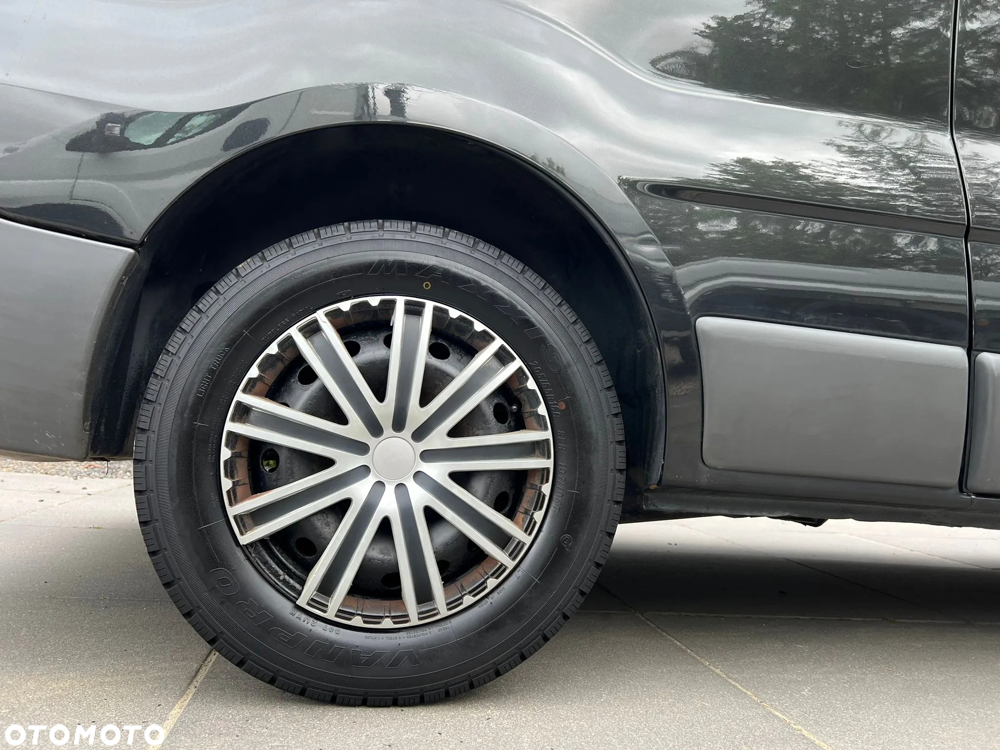 Opel VIVARO BRYGADÓWKA LONG KLIMATYZACJA - 24