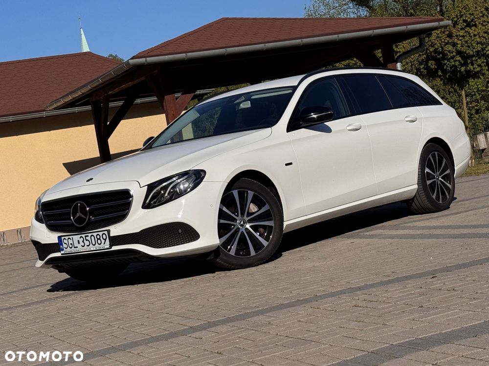 Mercedes-Benz Klasa E 300 de 9G-TRONIC Exclusive - 1
