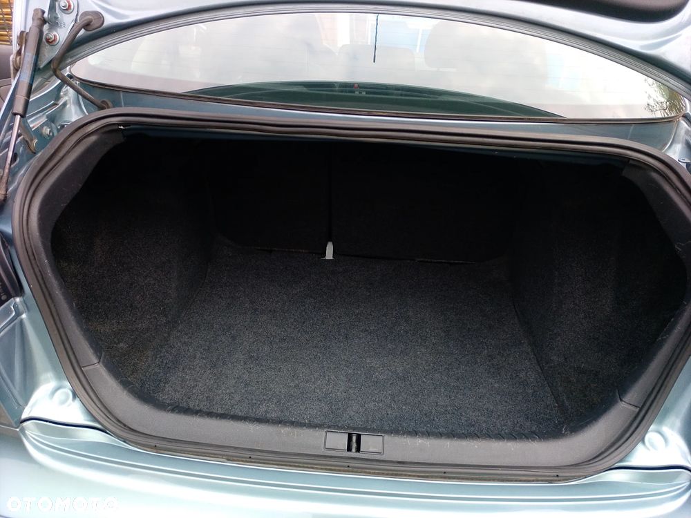 Seat Cordoba 1.4 16V Cool - 11