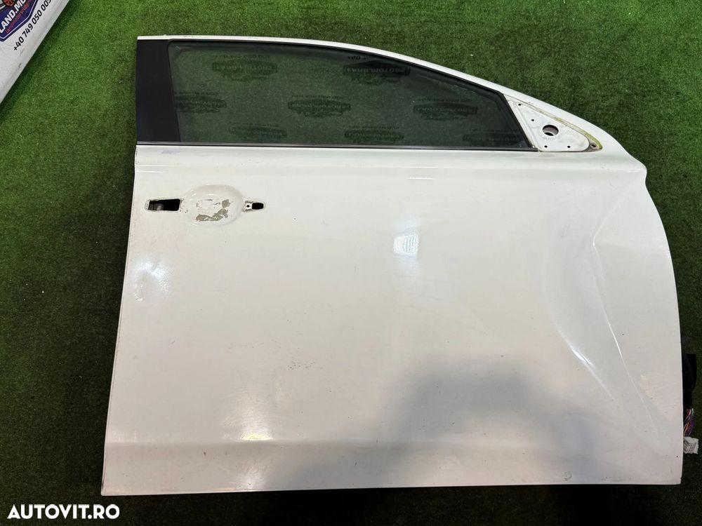 USA PORTIERA FATA DREAPTA (AVARIAT) MITSUBISHI OUTLANDER 3 2.0 BENZINA + ELECTRIC 2016 COD OEM 5700B860 2016-2021 - 6