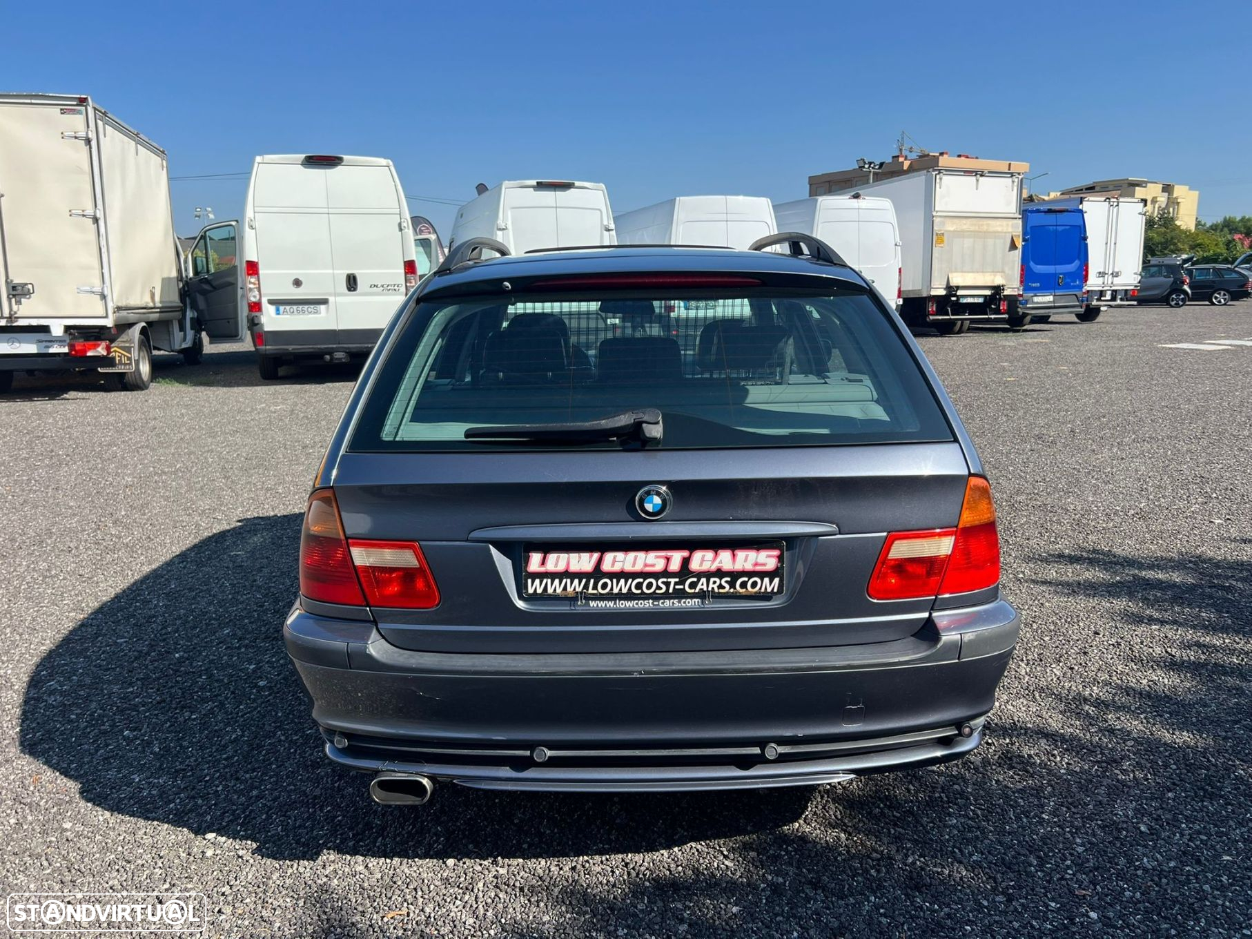 BMW 318 i Touring - 9