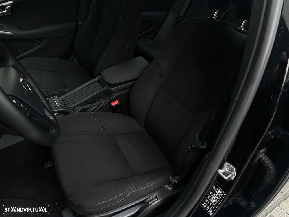 Volvo V40 Cross Country 1.5 T3 Momentum Geartronic - 16