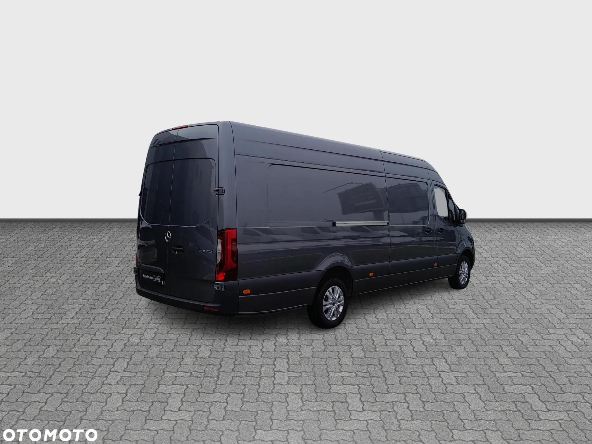 Mercedes-Benz Sprinter - 5