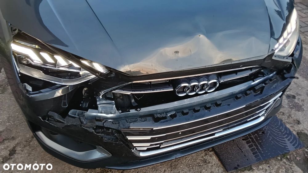 Audi A4 Avant 2.0 TDI S tronic - 10