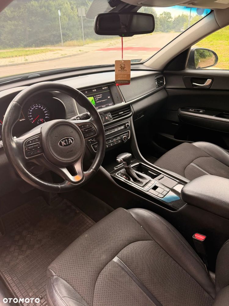 Kia Optima 1.7 CRDI XL DCT - 9