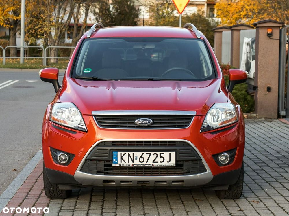 Ford Kuga 2.0 TDCi 2x4 Titanium - 3