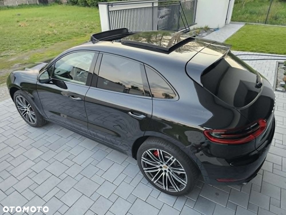 Porsche Macan Turbo PDK - 21