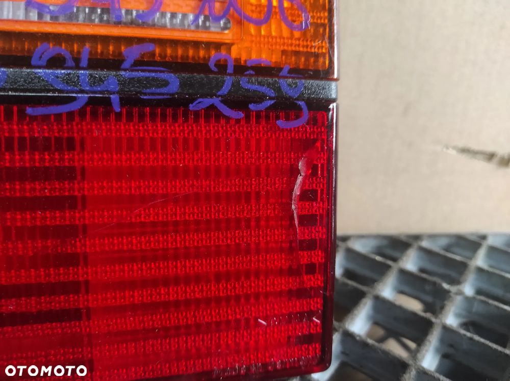VW VENTO LAMPA TYLNA PRAWA W KLAPĘ CAŁA ORYGINALNA 1H5945108 1H5945259 WYSYŁKA !!!!!! - 2