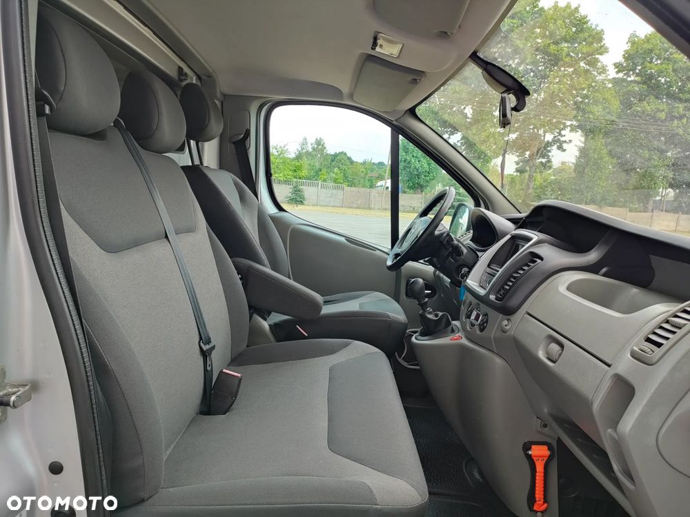 Renault Trafic - 14
