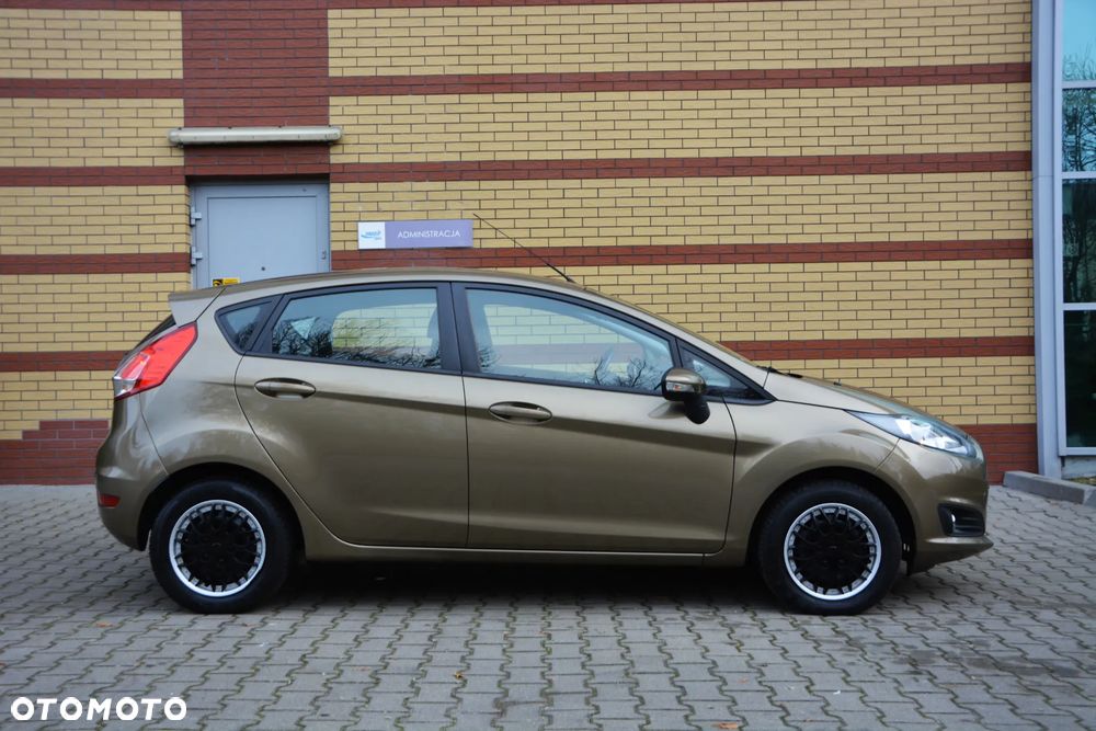 Ford Fiesta 1.25 SYNC Edition - 25